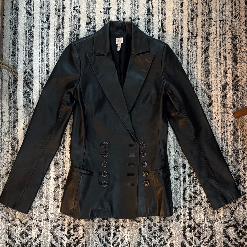 Gorgeous Vintage Joie leather blazer - Picture 2 of 7